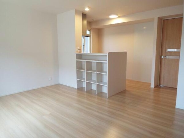 リビングダイニング