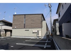 ミラヴィルタス　西棟外観写真