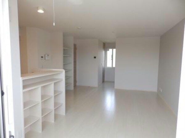 リビングダイニング