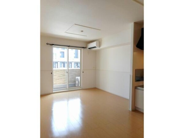 リビングダイニング