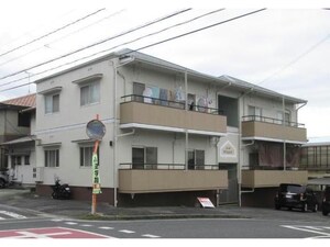 コーポサンヒルズ（久松台）外観写真