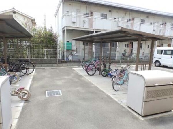 駐輪場