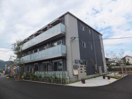 ガーデンズ多治米　Ｃ棟外観写真
