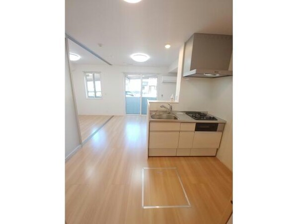 リビングダイニング