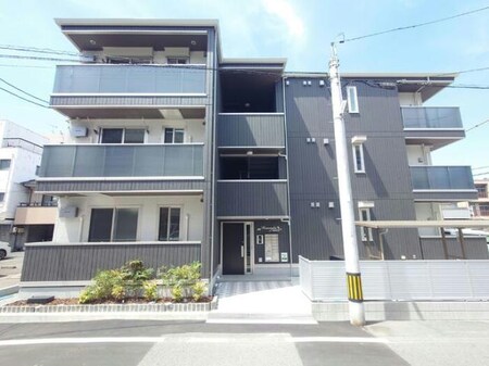 メラヴィリア昭和町外観写真