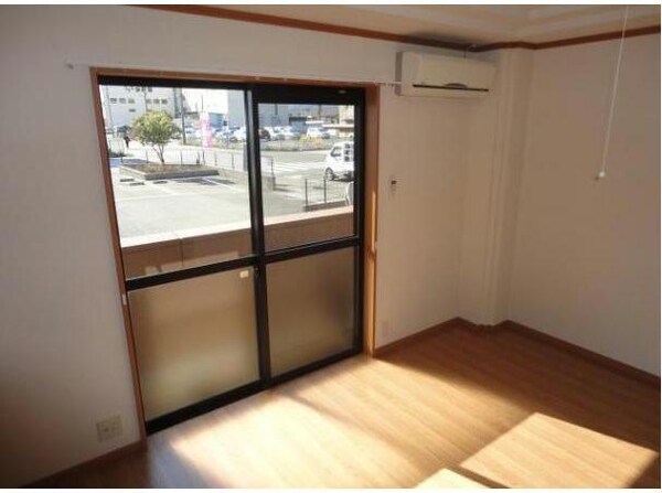 リビングダイニング