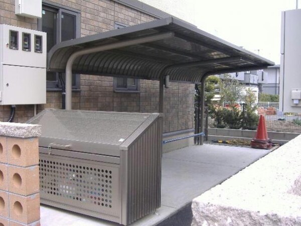 建物設備(駐輪場・ゴミステーション)