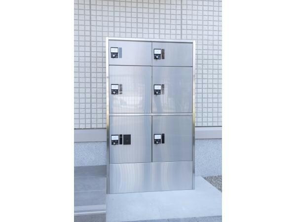 物件外観写真4　(宅配BOX)