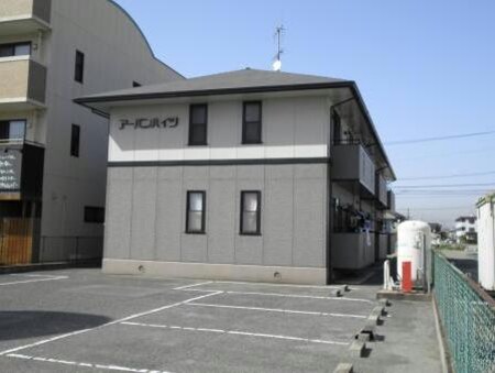 アーバンハイツ（新涯町）外観写真