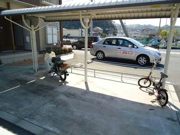駐輪場
