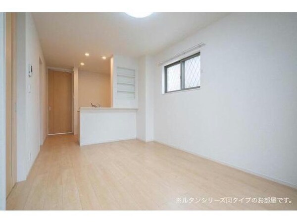 リビングダイニング