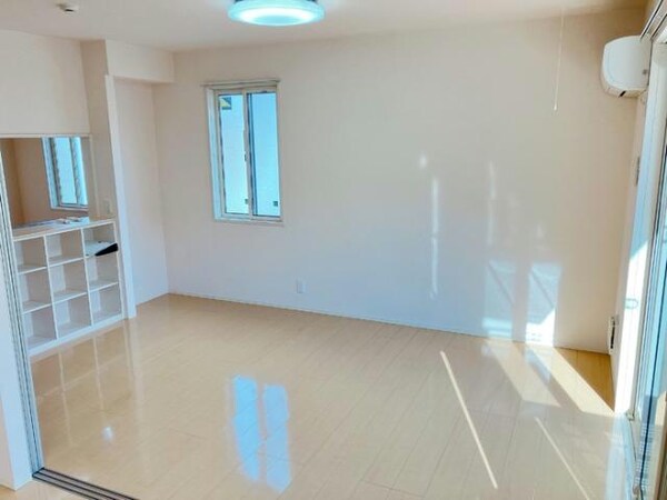 リビングダイニング