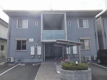 虹　Ｂ棟外観写真