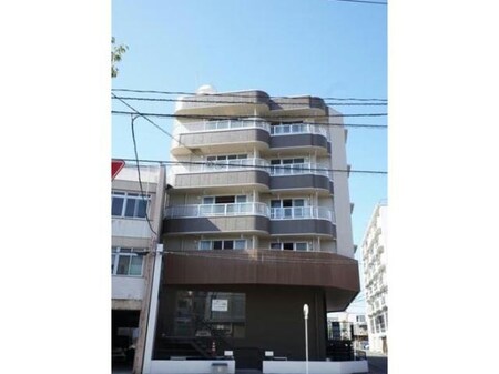 クレスト明治町外観写真