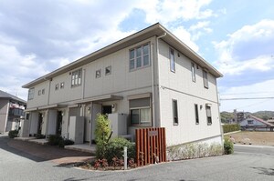 サンビレッジ山手 II外観写真