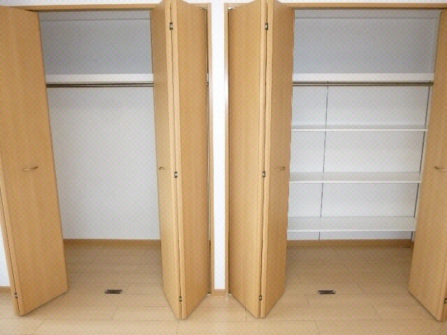 物件内観写真11　(クローゼット)