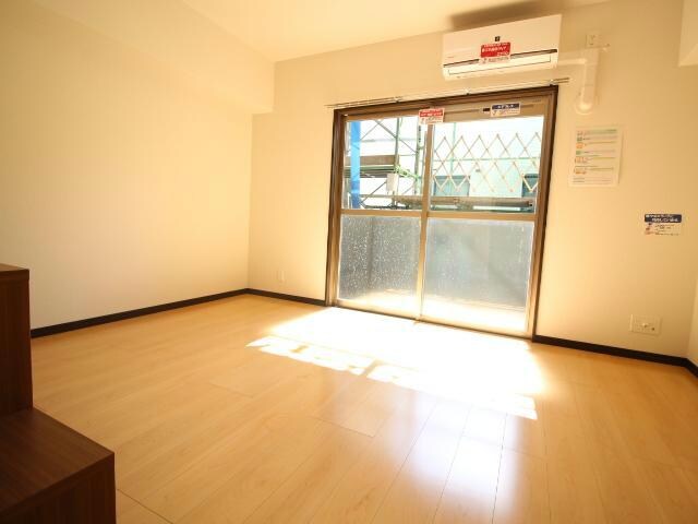 物件内観写真16　(※モデル)