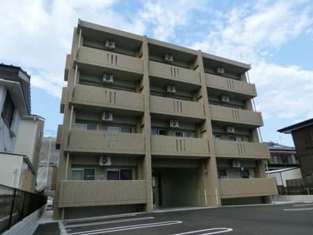 エステートSAKURA外観写真