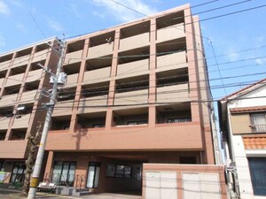 グリーンフィールド外観写真