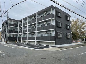 バリフォレスト吉村外観写真