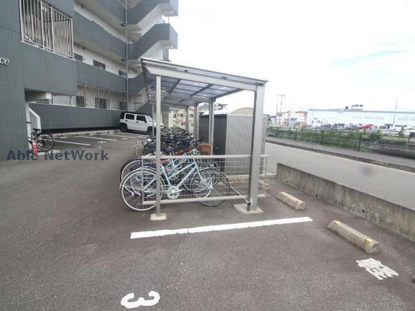 駐輪場