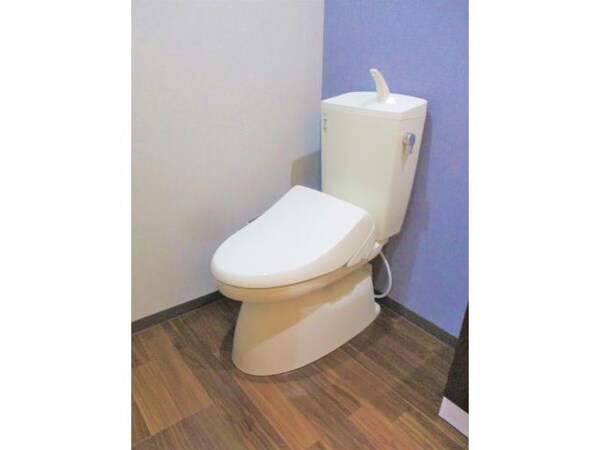 トイレ(新品のトイレ)