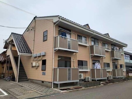 メゾンディアマンテ外観写真