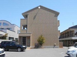 Maison de YASUKA（ﾒｿﾞﾝ ﾄﾞ ﾔｽｶ）外観写真