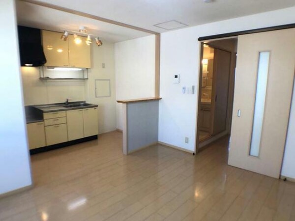 リビングダイニング