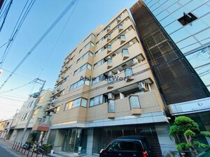 吉岡第３ビル外観写真