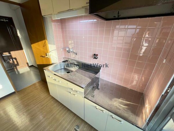 キッチン(別部屋参考写真)