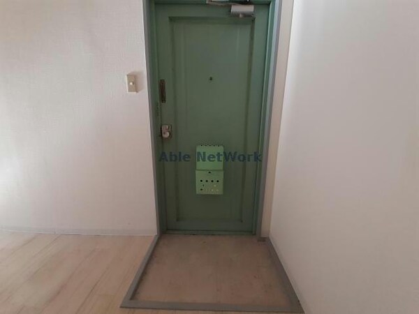 玄関回り(別部屋参考写真)