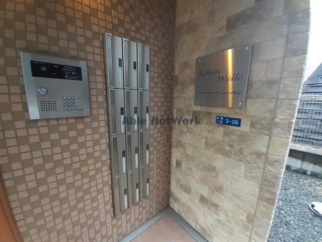 物件外観写真4　(集合ポスト)