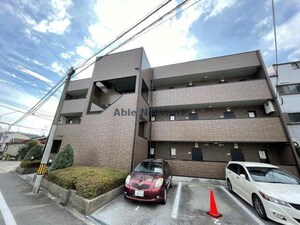 アンプルール フェール ルージュ外観写真