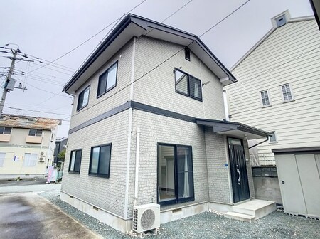 飯田2丁目3‐5貸家外観写真