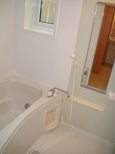 物件内観写真6　(バス／シャワールーム等)