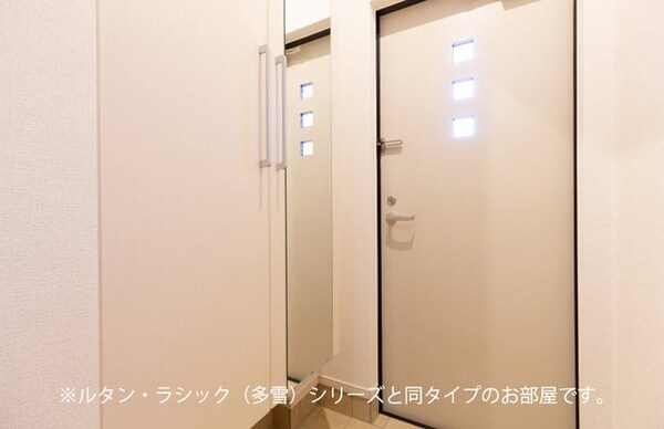 玄関(玄関)