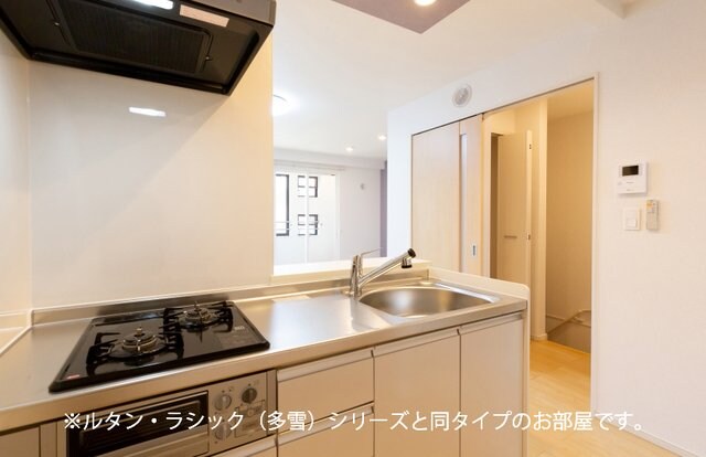 物件内観写真3　(キッチン)