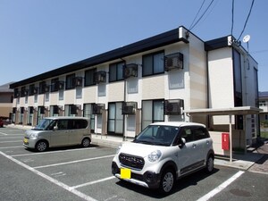 ティアラ松山外観写真