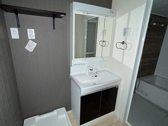 物件内観写真13　(洗髪洗面化粧台(イメージ))
