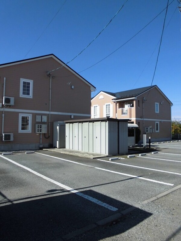 駐車場(駐車場)