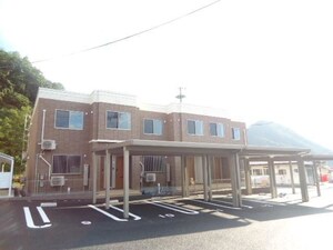 ベルフォレスタⅡ外観写真