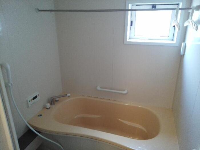 物件内観写真4　(浴室)