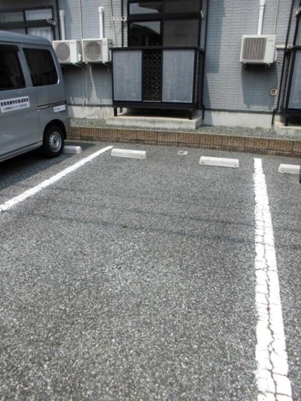 駐車場(駐車場)