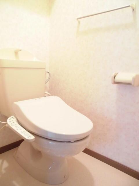 物件内観写真8　(トイレ)