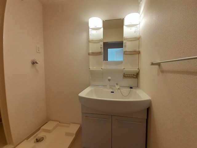 物件内観写真7　(洗面所)