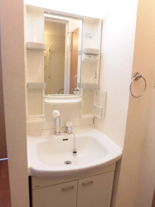 物件内観写真5　(洗髪洗面化粧台)