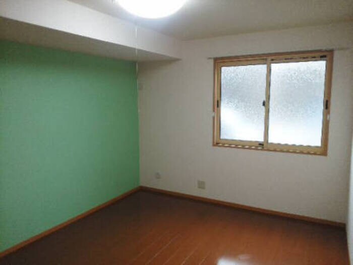 物件内観写真4　(北洋室)