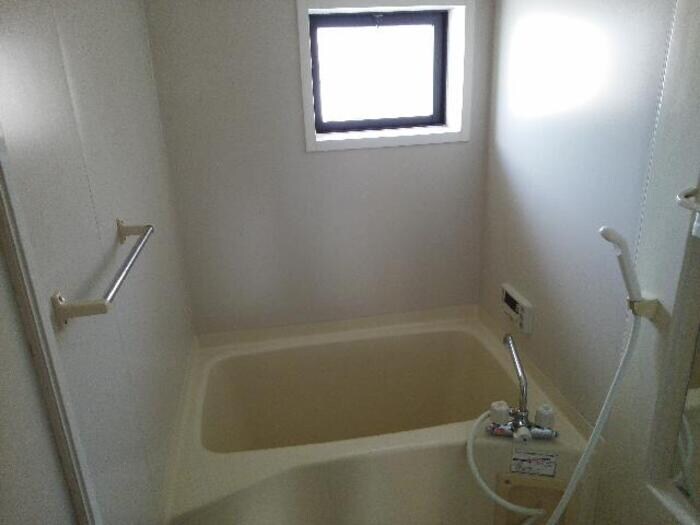物件内観写真6　(浴室)