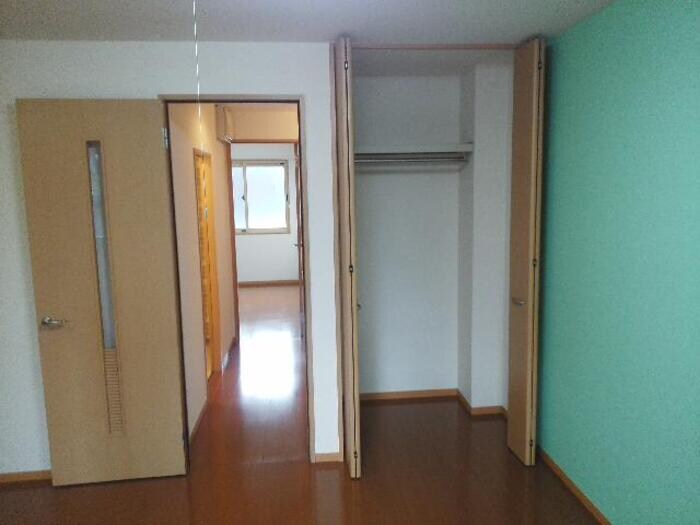 物件内観写真11　(収納)